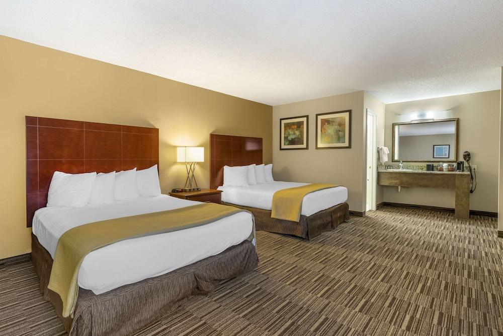 Best Western Sunday House Inn photo 3