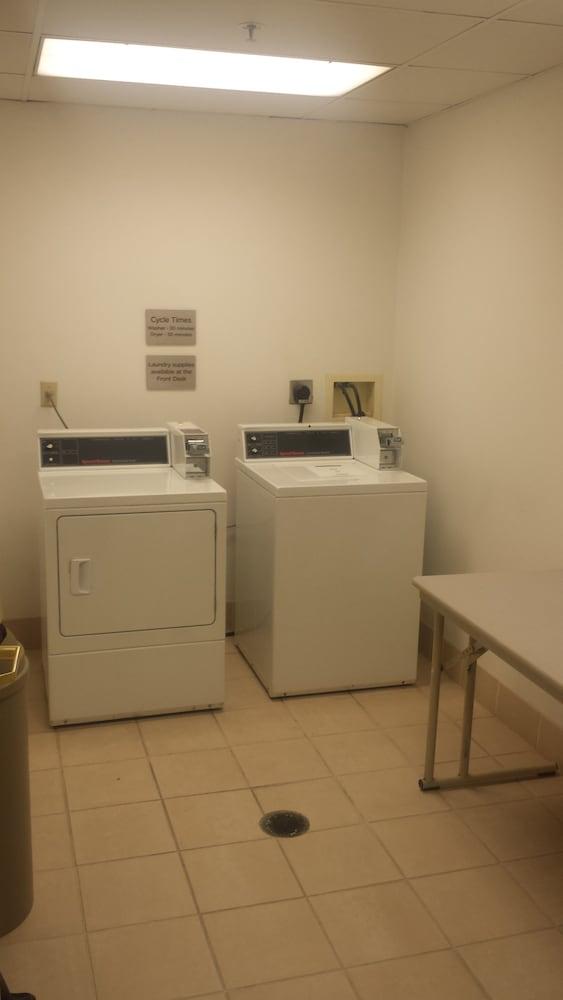 Country Inn & Suites by Radisson, Convention Center photo 33