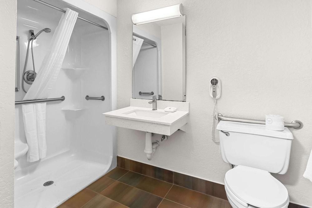 Quality Inn Slidell I-10 photo 17