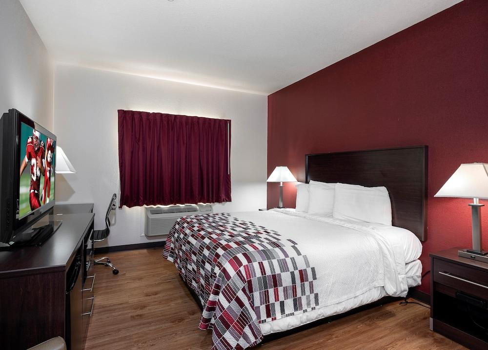 Red Roof Inn Hartselle photo 23