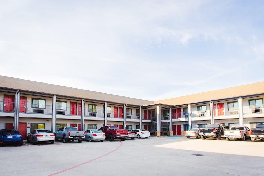 Palace Inn Baytown Spur TX-330 photo 37