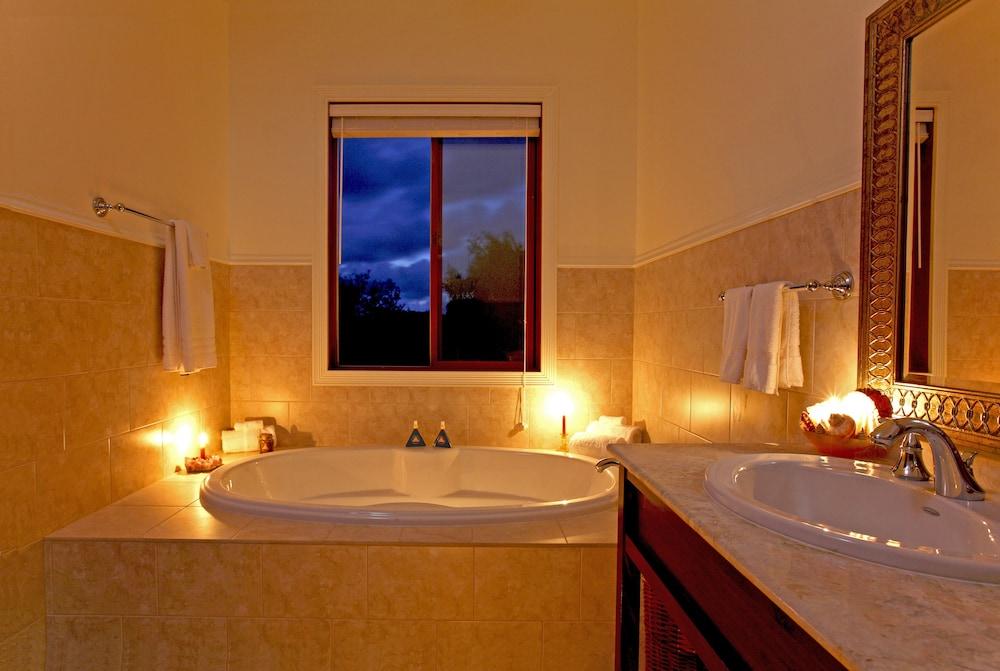Hawaii Island Retreat photo 35