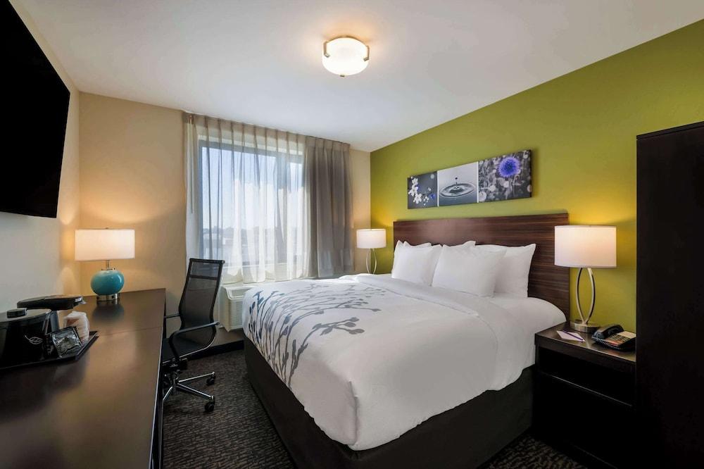 Sleep Inn Bronx - Soundview photo 26