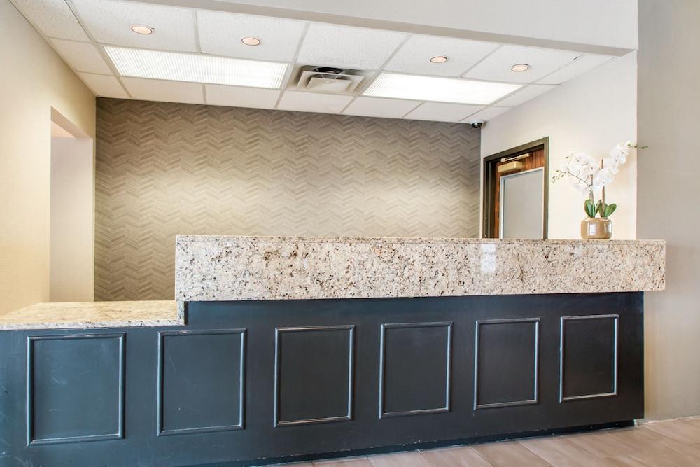 Best Western Courtview Hotel photo 3
