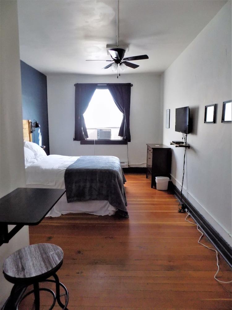 The Landmark Inn photo 59