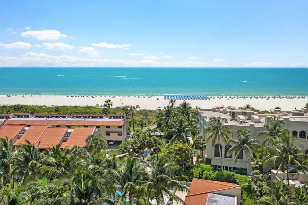Marco Beach Ocean Suites photo 20