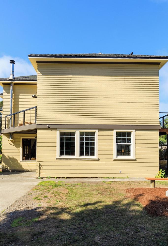 The Historic Schoolhouse Inn photo 49