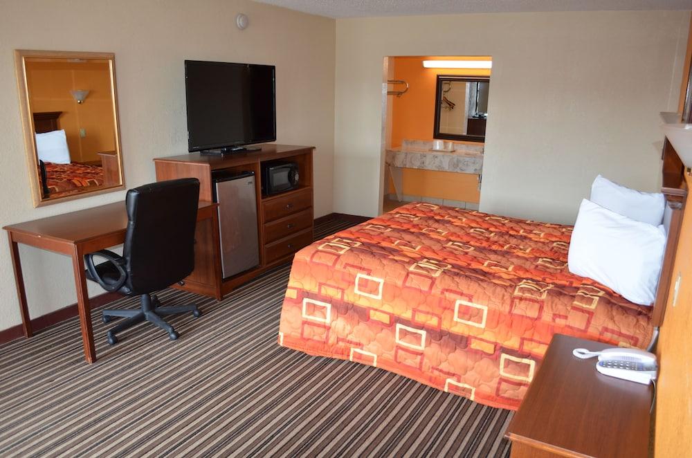 Royal Inn photo 5