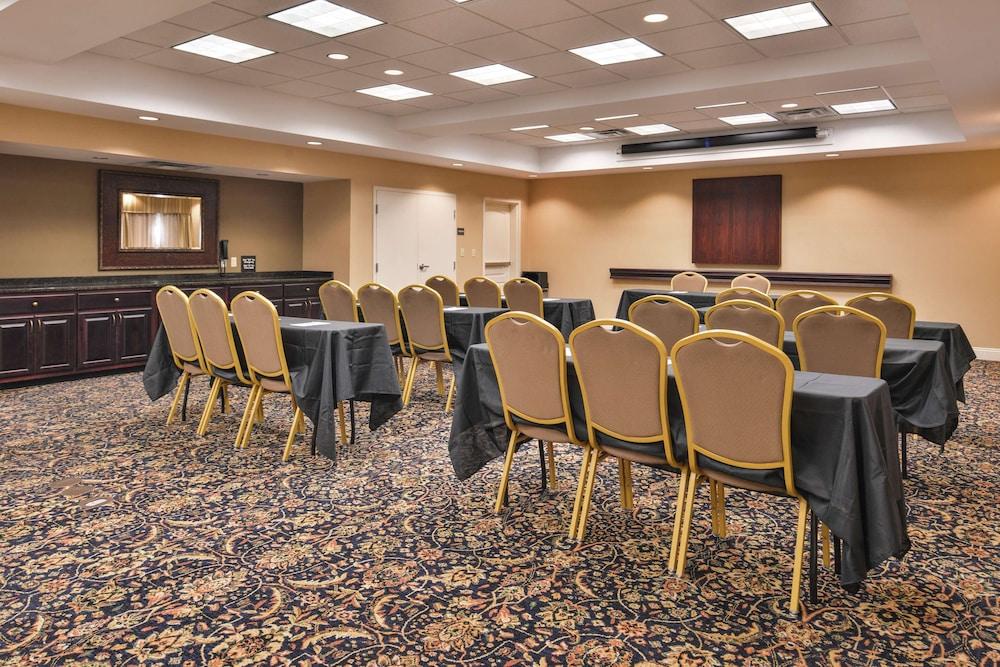 Hampton Inn Jackson photo 46
