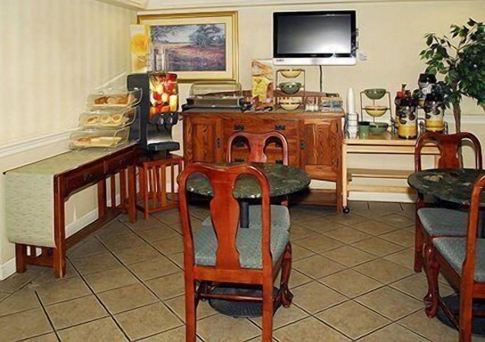 Quality Inn Manassas photo 24