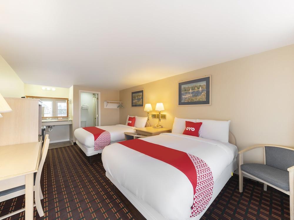 OYO Hotel Starlite Seneca Falls photo 10