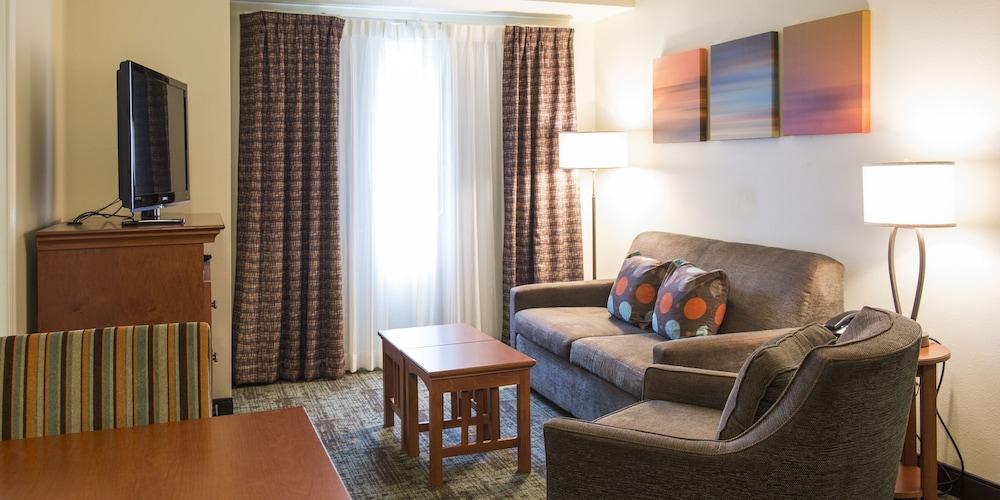 Staybridge Suites Fargo by IHG photo 17