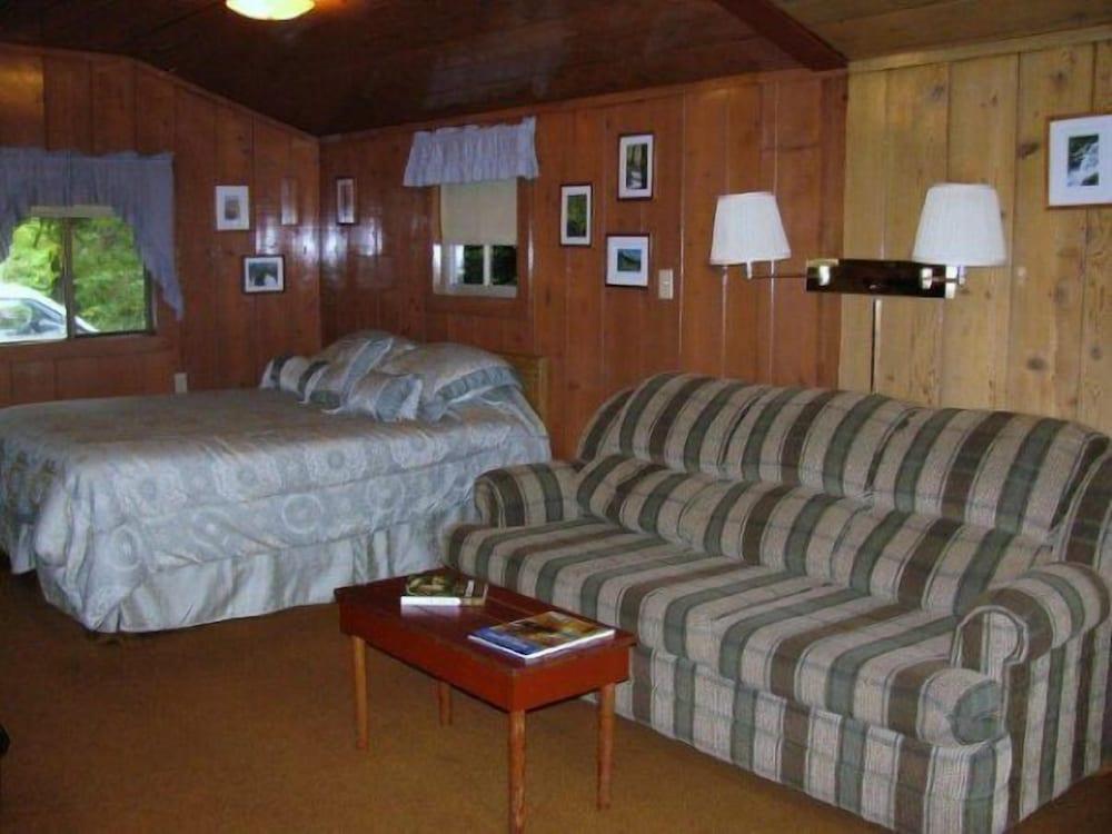 Rain Forest Resort Village photo 7