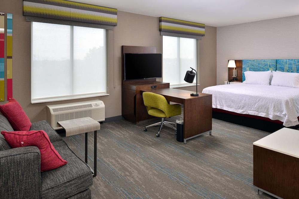 Hampton Inn & Suites Adrian photo 25