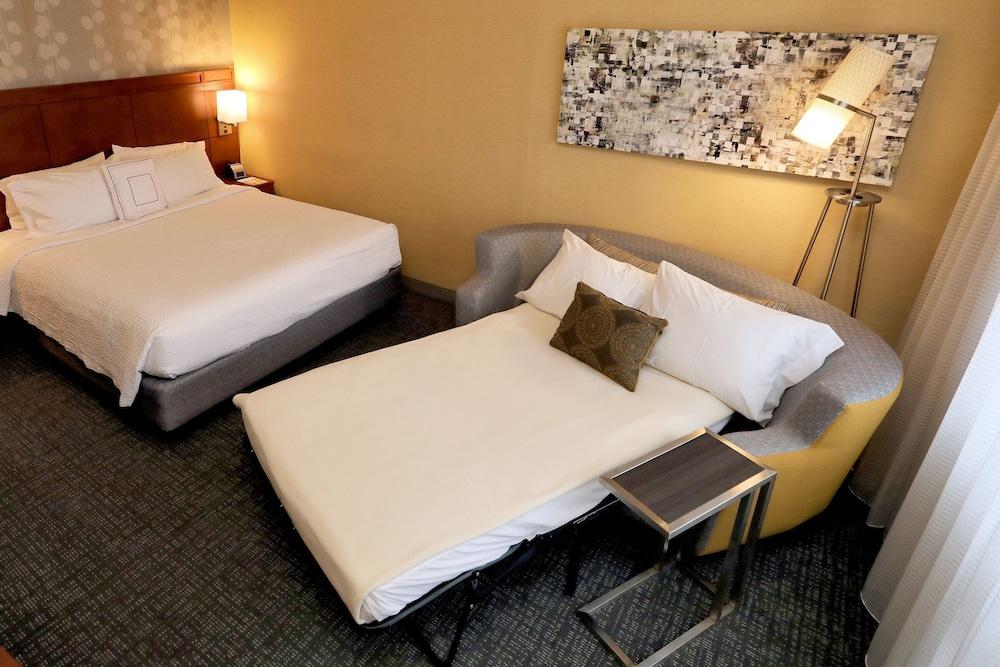 Courtyard by Marriott York photo 6
