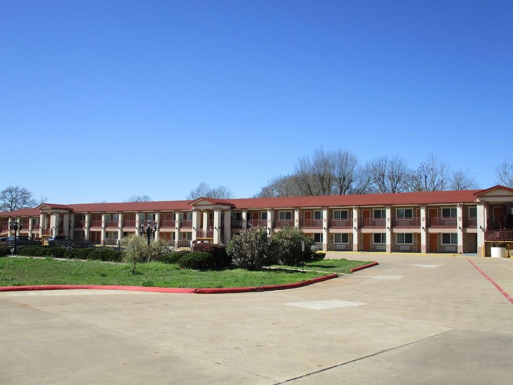 Best Western Palestine Inn photo 3
