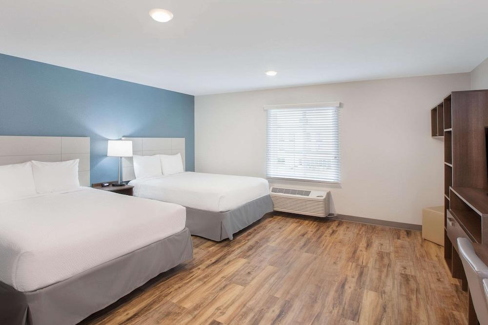 WoodSpring Suites West Monroe I-20 photo 10