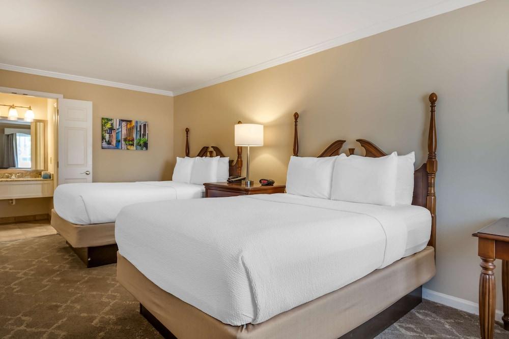 Best Western Plus Santee Inn photo 4