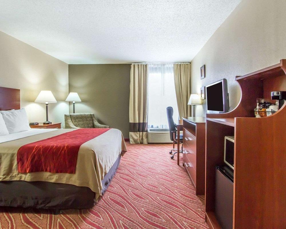 Comfort Inn Poplar Bluff North photo 6