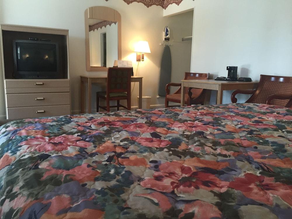 Prestige Inn West Lafayette photo 7