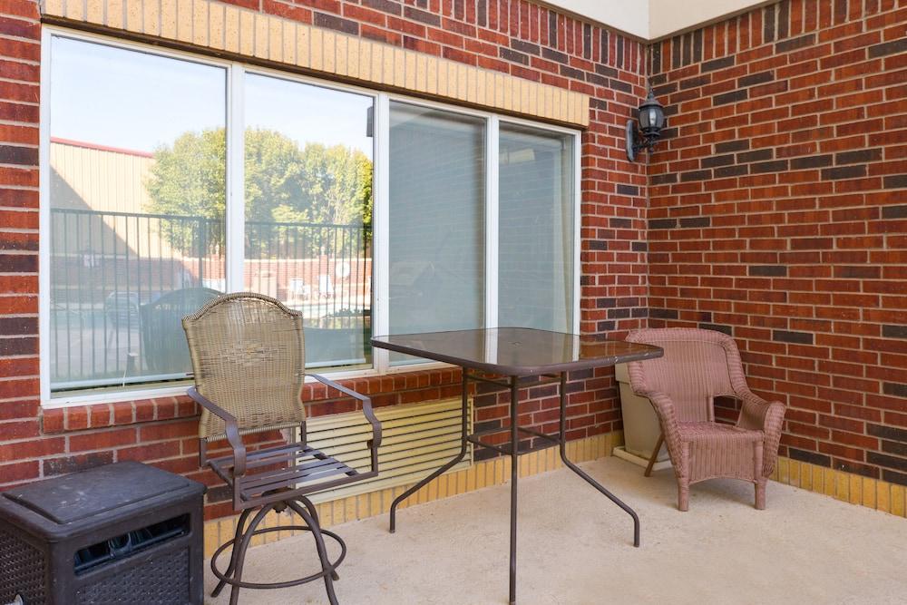 Holiday Inn Express & Suites Abilene by IHG photo 7