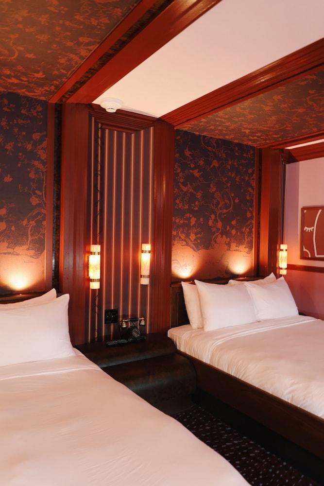 Hotel Herringbone photo 27