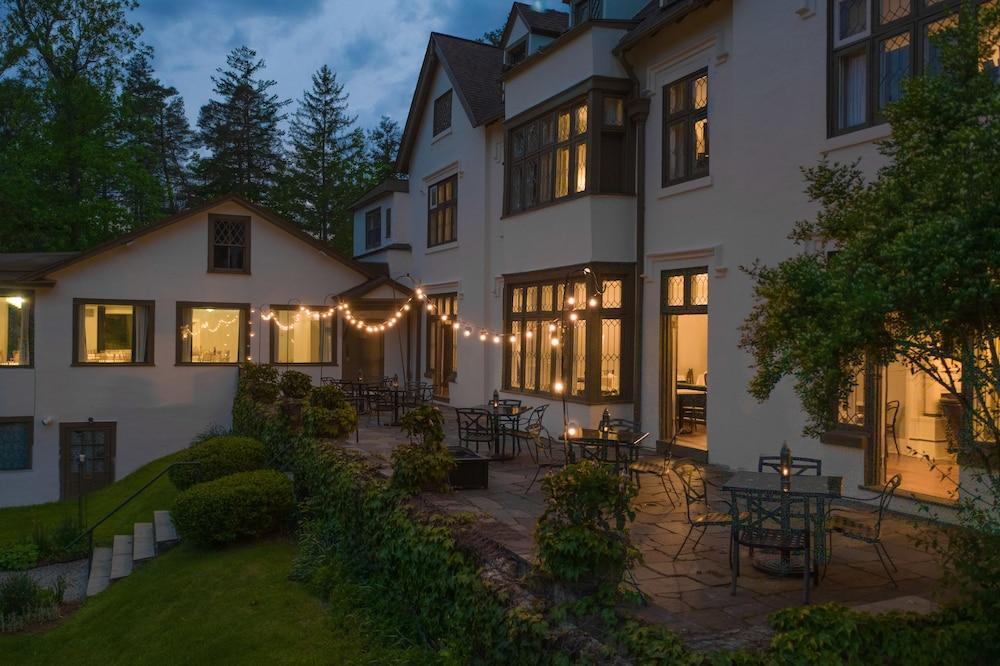 Seven Hills Inn photo 8