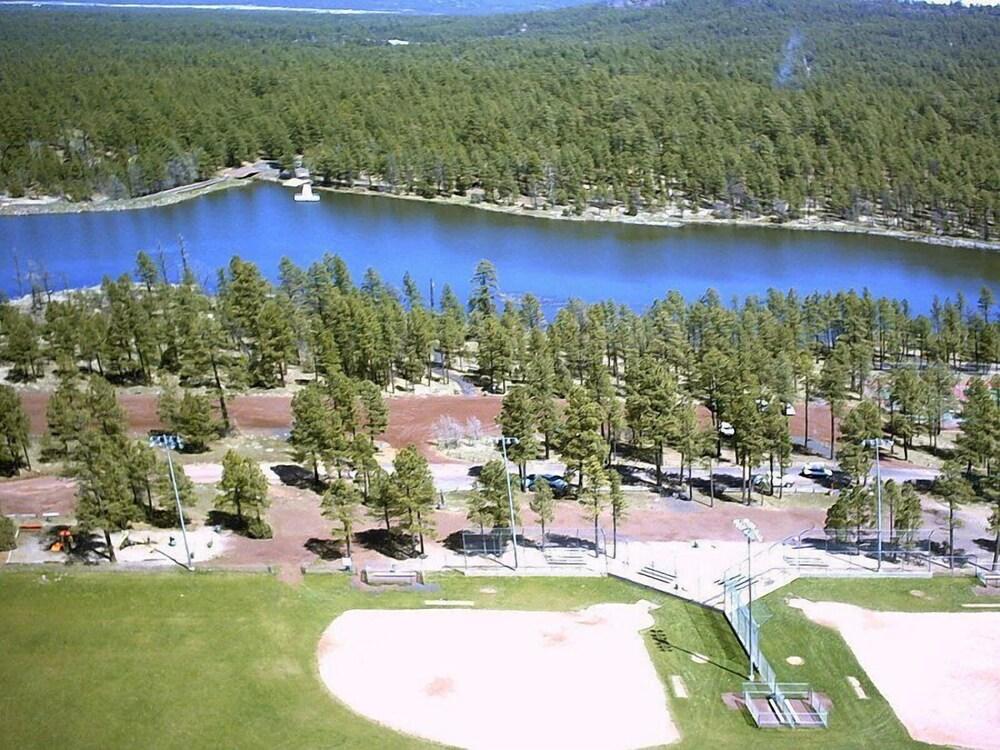The Nook Pinetop photo 26