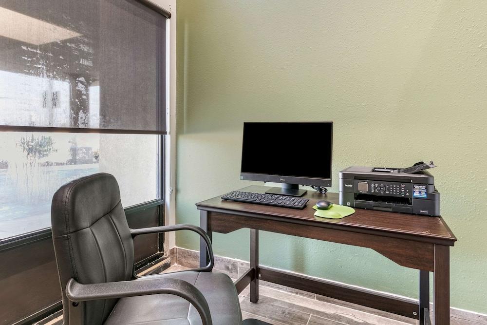 Quality Inn Cape Girardeau North photo 28