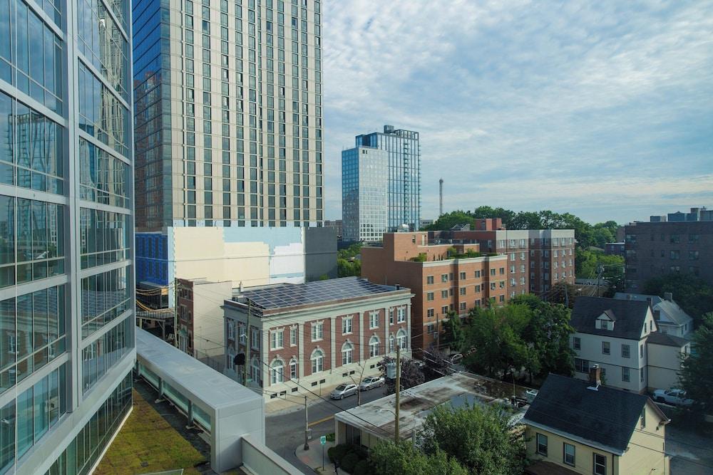 Holiday Inn Express New Rochelle by IHG photo 57