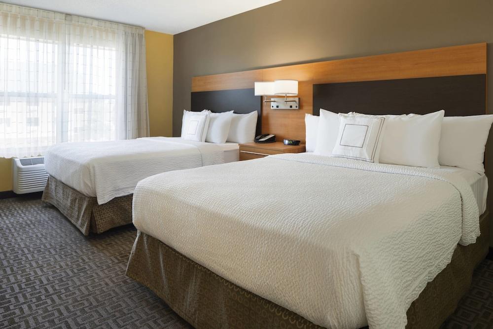 TownePlace Suites Chicago Naperville photo 8