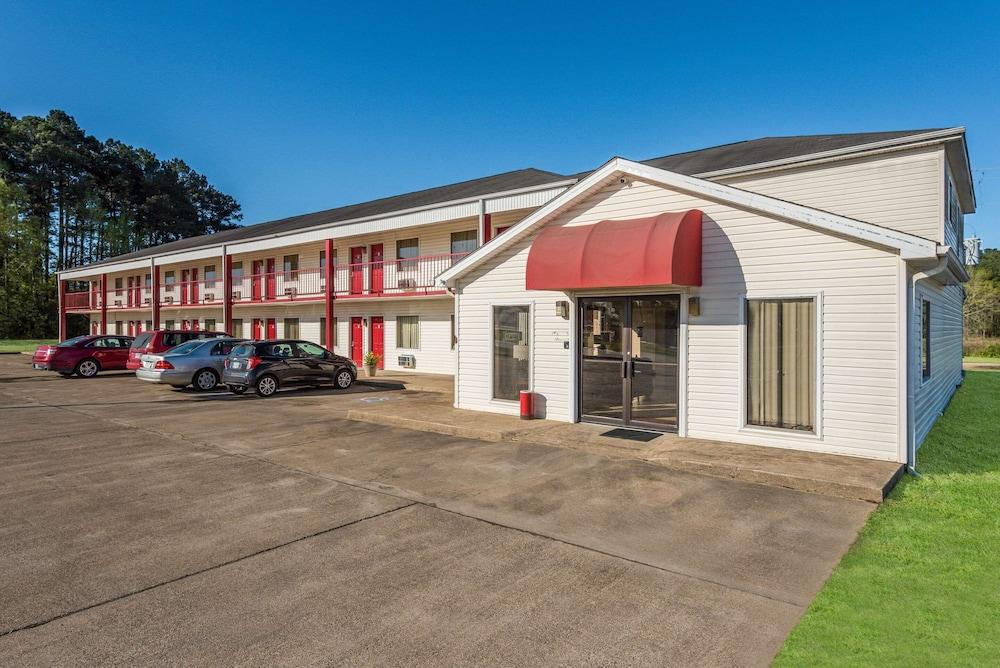 Rodeway Inn Gurdon I-30 photo 13