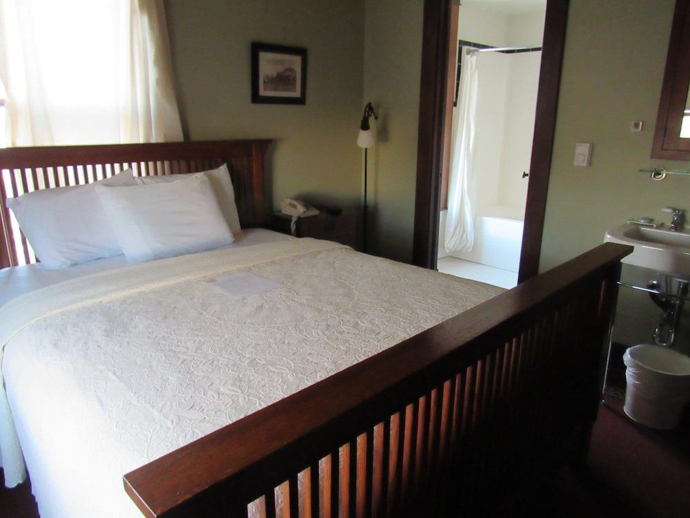 Midland Railroad Hotel photo 7