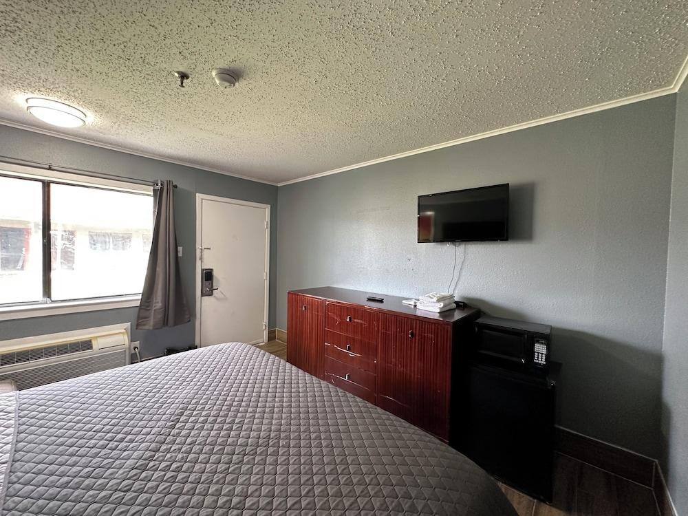 Studio Suites photo 15