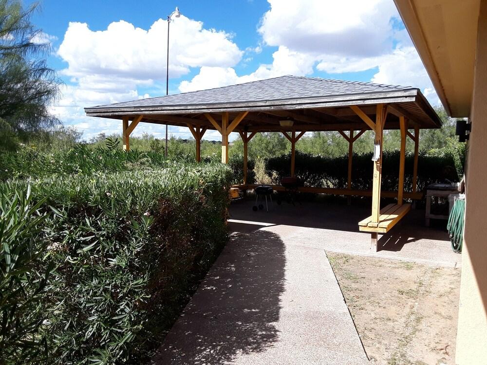 Sunbridge Inn & Suites photo 19