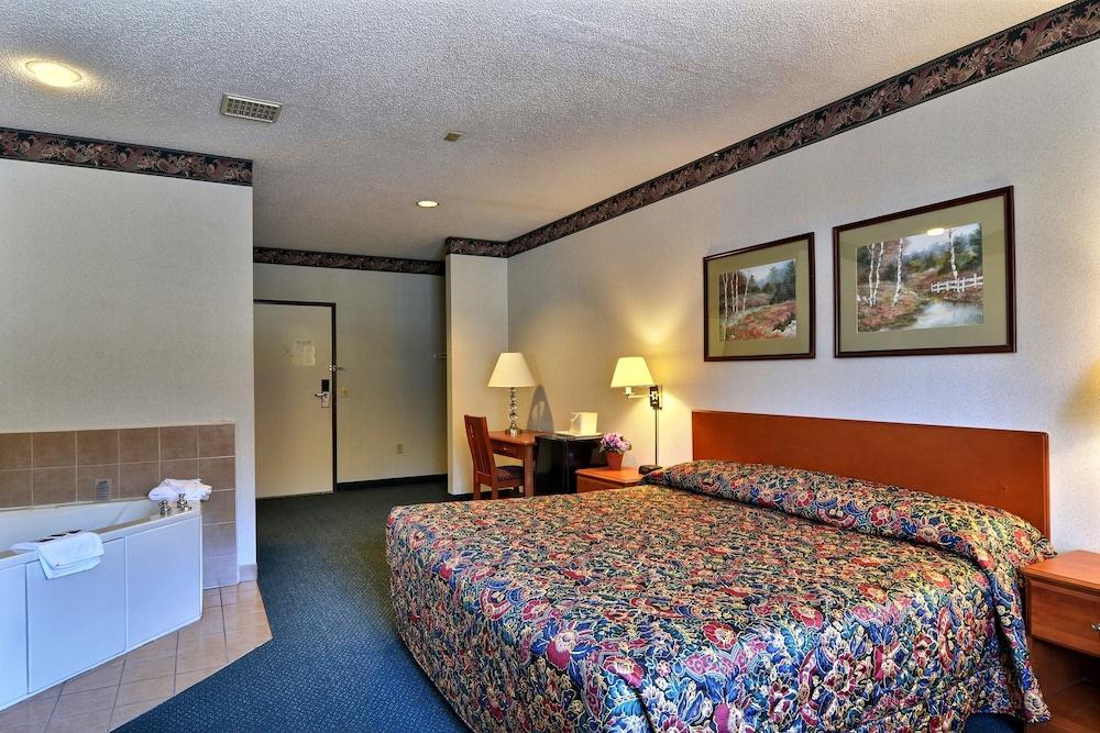 Rodeway Inn Bedford photo 31