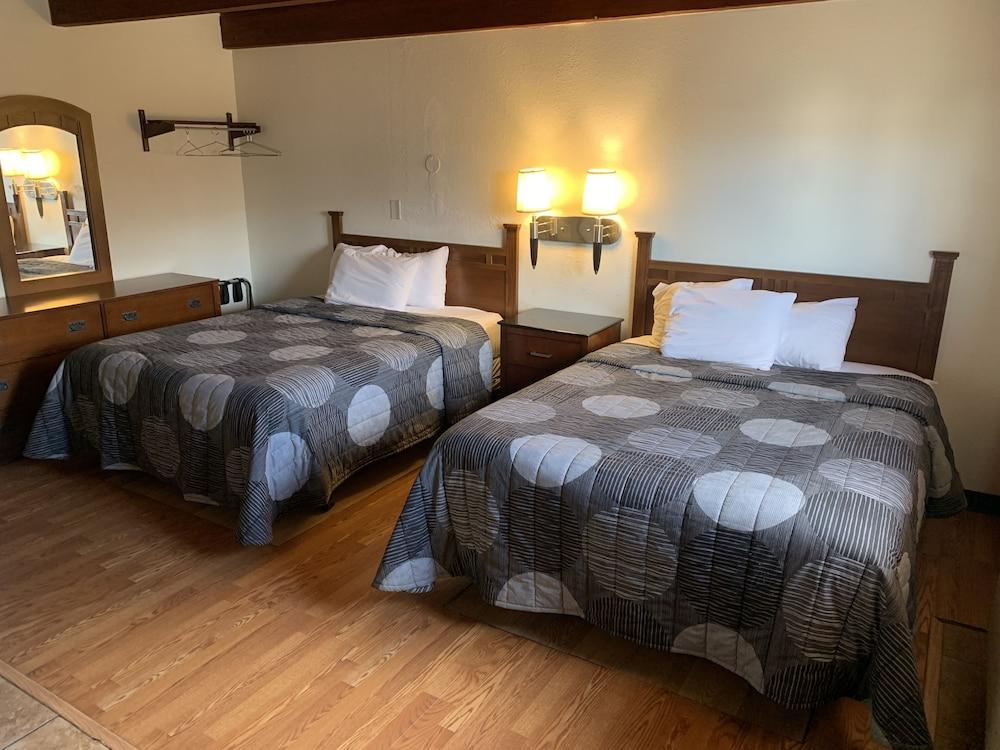 Fort Collins Inn photo 10