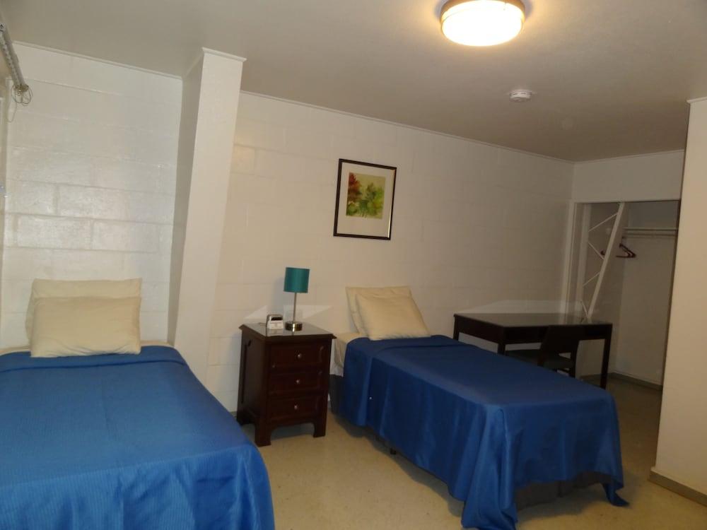 Tip Top Motel Cafe & Bakery photo 10