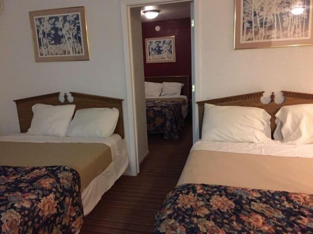 Ranch House Inn and Suites photo 43