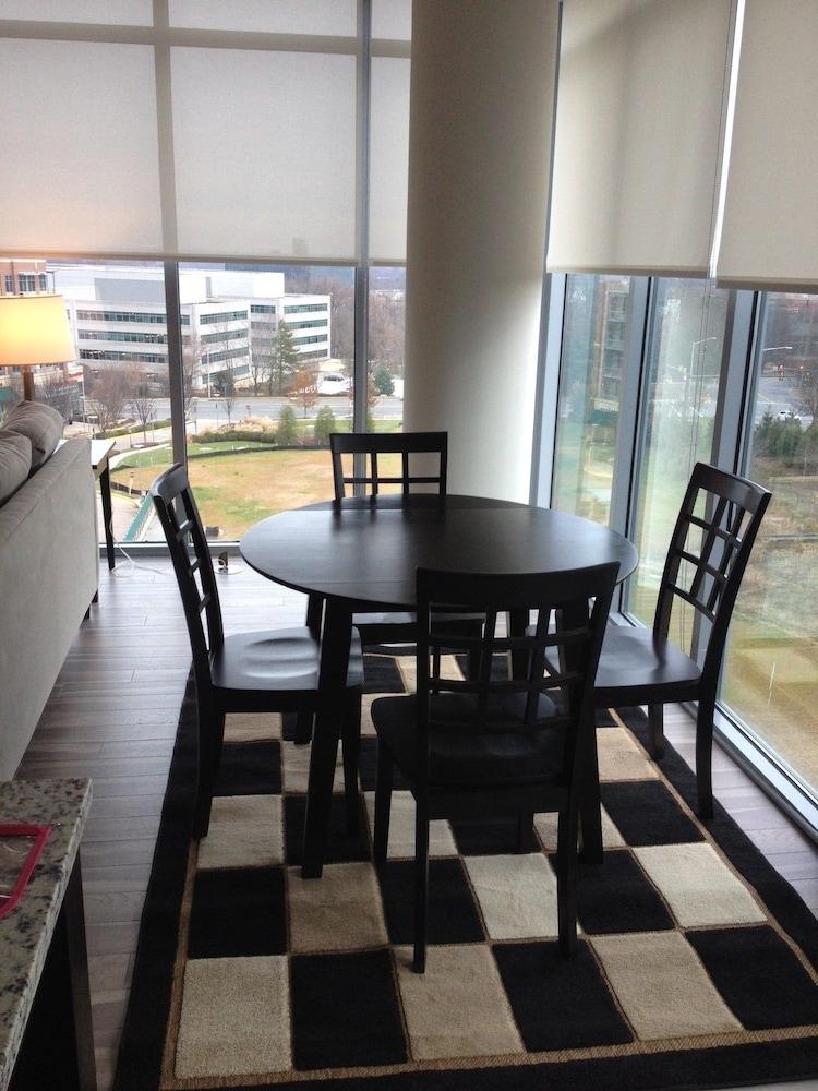 Weichert Suites at The Ovation photo 5