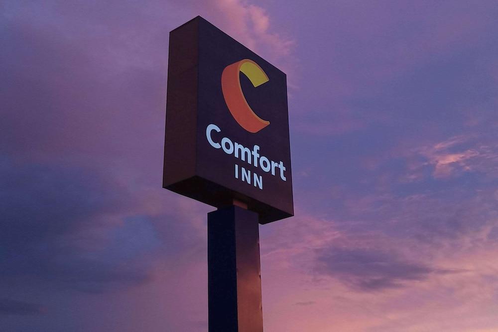 Comfort Inn Marion near Downtown & Blue Ridge PKWY photo 10