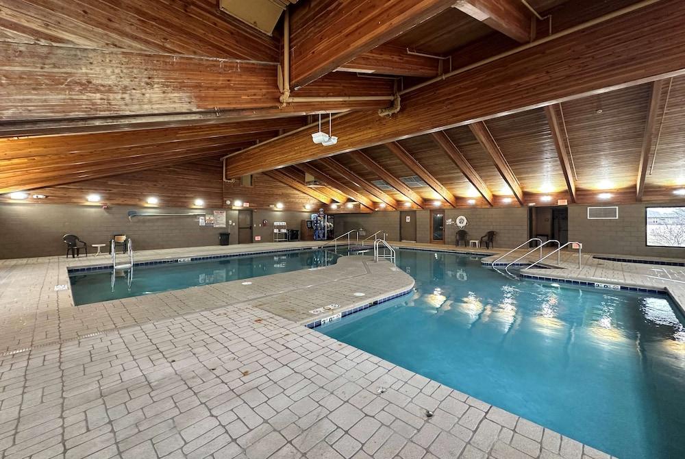 AmericInn by Wyndham Appleton North/Little Chute photo 23
