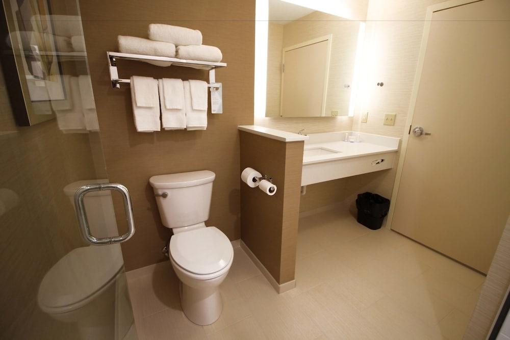 Fairfield Inn & Suites by Marriott London photo 15