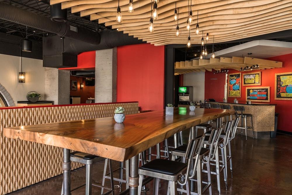 Ramada by Wyndham Austin South photo 9