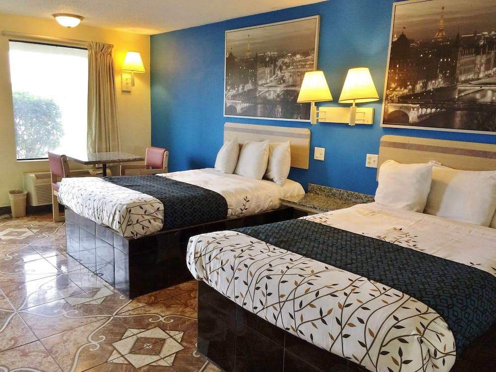 Americas Best Value Inn Beaumont, TX photo 14