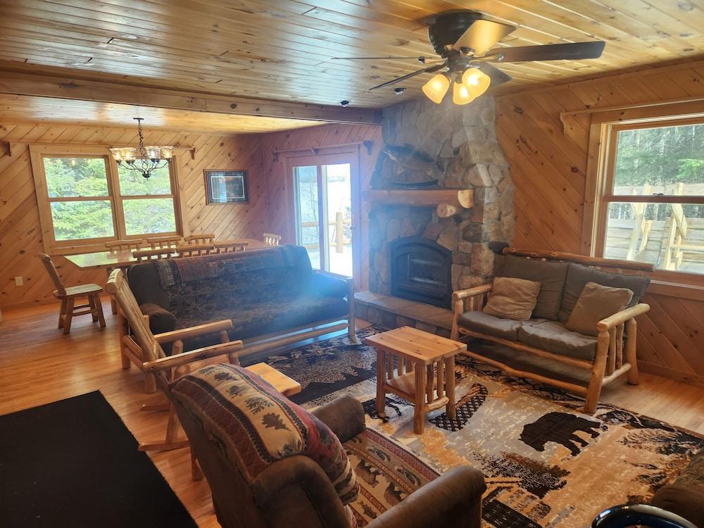 Timber Trail Lodge photo 4