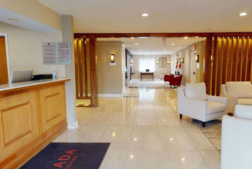Ramada by Wyndham Strasburg/Shenandoah Valley photo 5