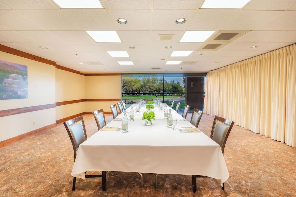 Ventana Canyon Club and Lodge photo 54