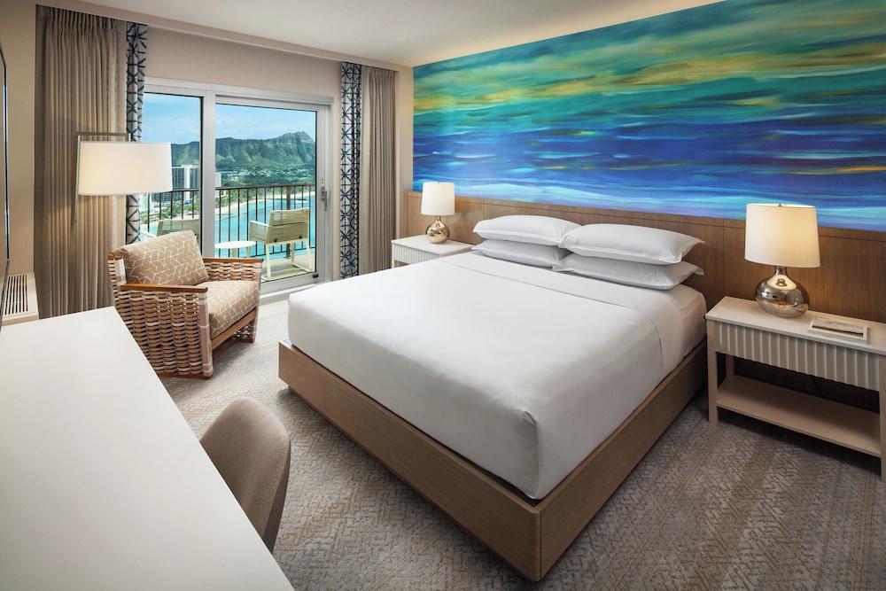 Sheraton Waikiki Beach Resort photo 11