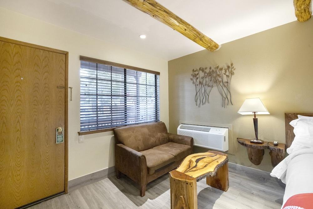 Sleepy Hollow Cabins and Hotel photo 49